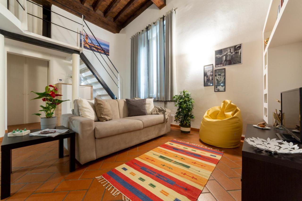 Appartamento Guelfi Loft In A Historic Palace